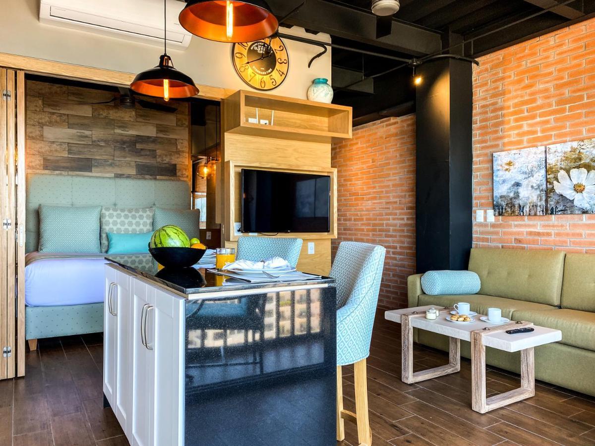 بويرتو فالارتا Pinnacle Resorts 179 - Adults Only المظهر الخارجي الصورة